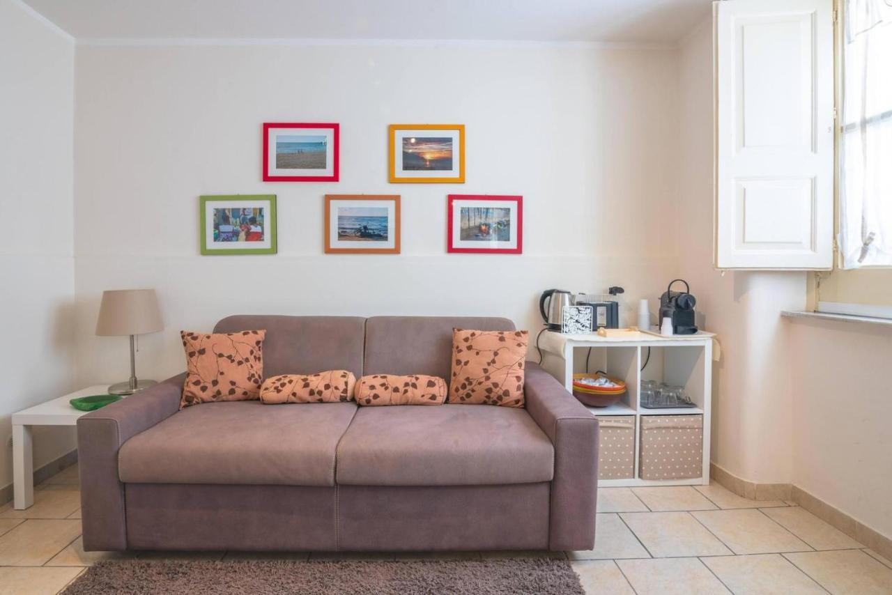 Cozy'S House Nel Cuore Della Citta Катанія Екстер'єр фото