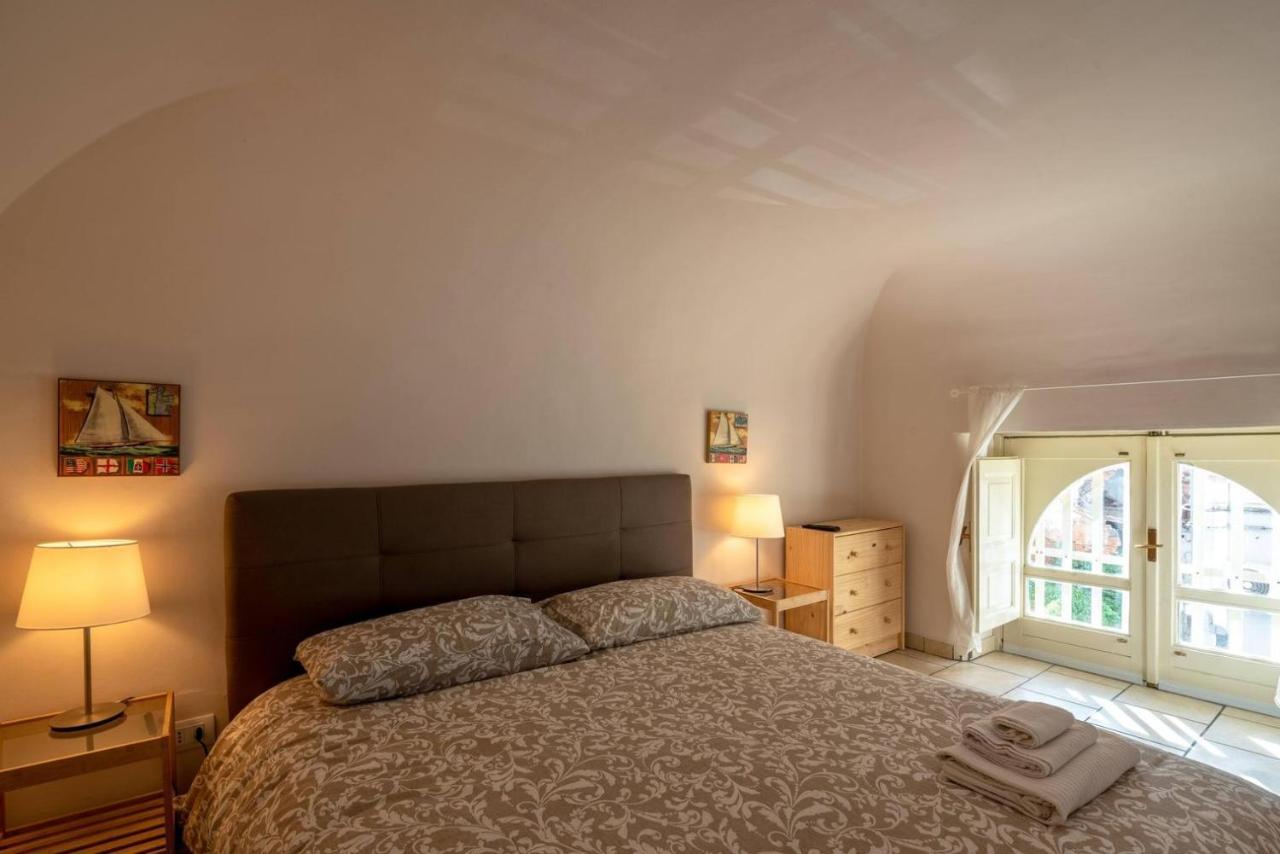 Cozy'S House Nel Cuore Della Citta Катанія Екстер'єр фото