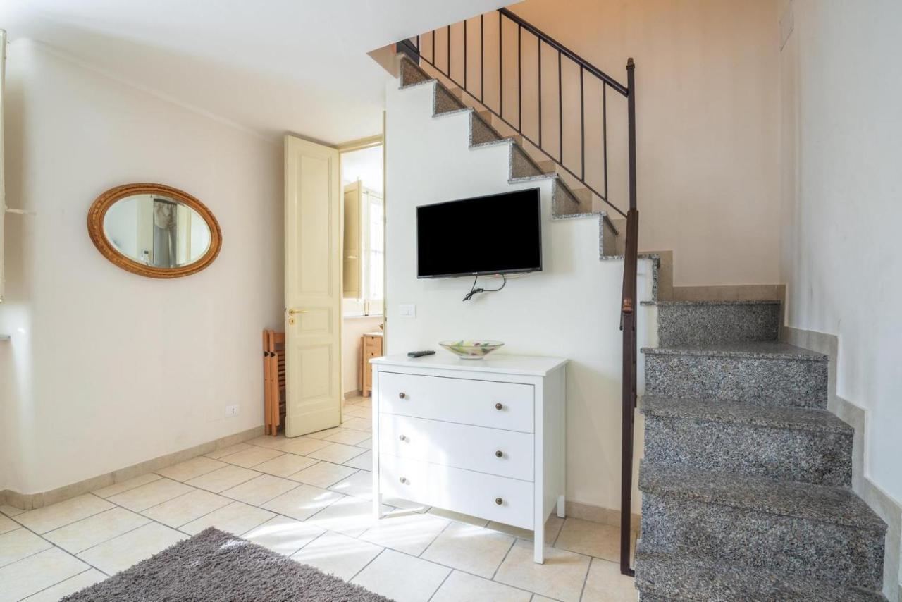 Cozy'S House Nel Cuore Della Citta Катанія Екстер'єр фото
